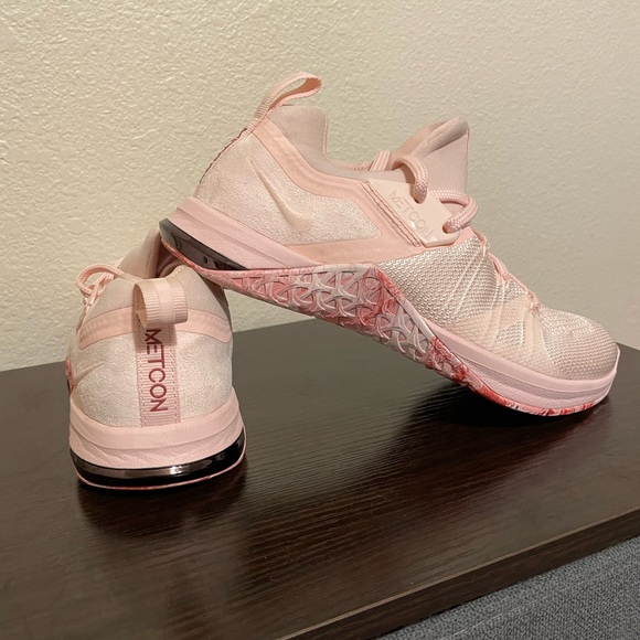 Women’s Nike Metcons - Picture 2 of 4